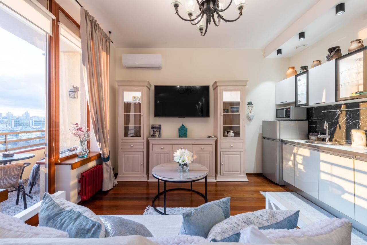 Your Home Away From Home Κίεβο Εξωτερικό φωτογραφία
